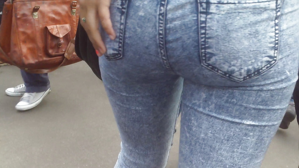 Populares chicas jóvenes culo y trasero en jeans parte 3
 #25404250