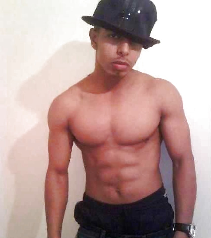 Me 2012 #29170075
