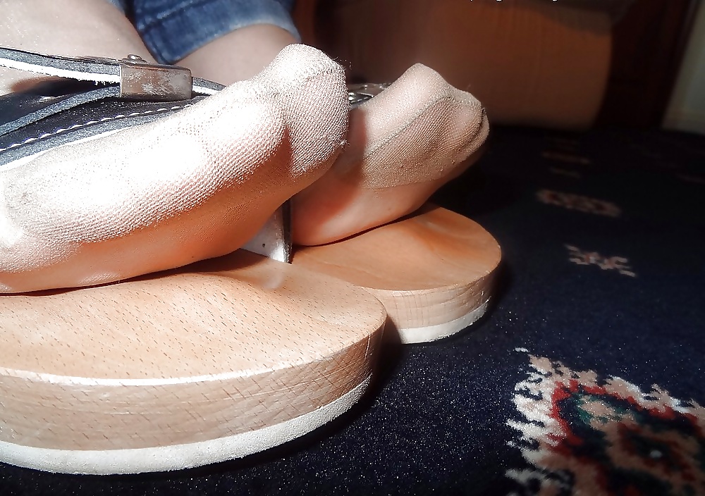 Nylon covered feet,wooden shoe #40626269