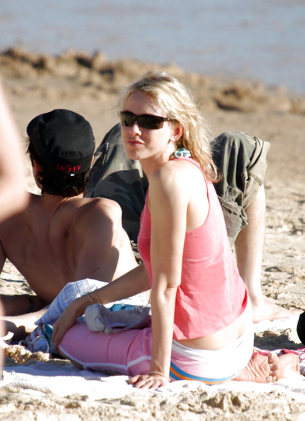 Naomi Watts #26185148