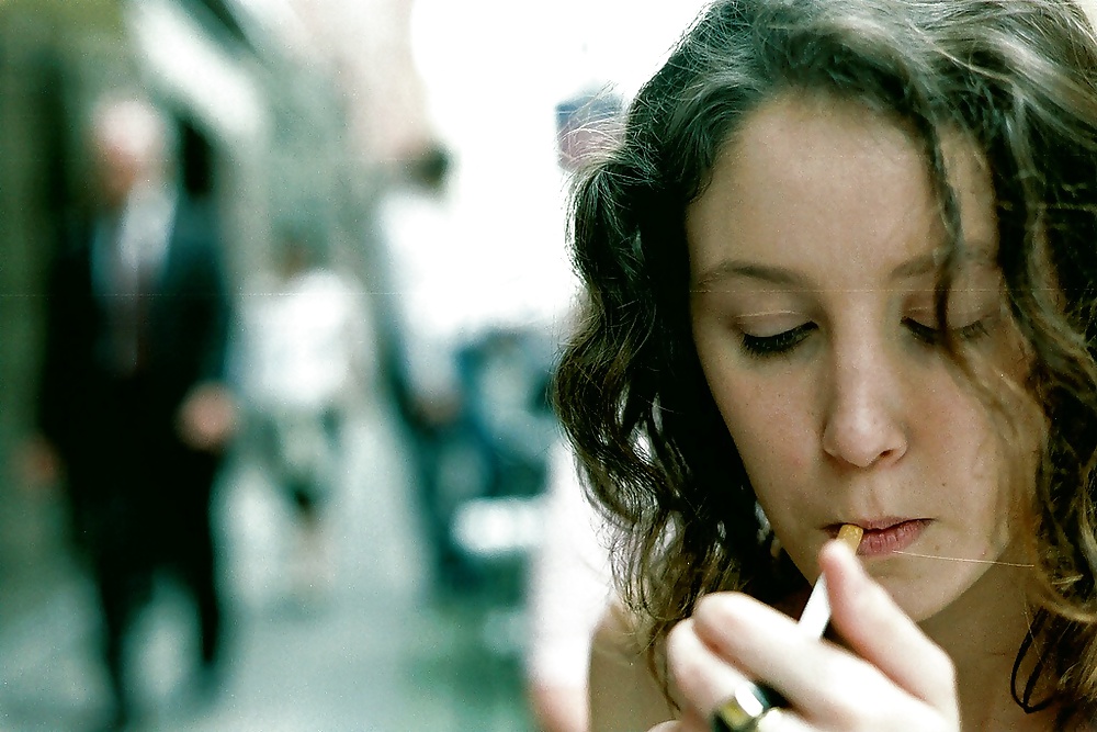 Hembras fumadoras
 #25786078