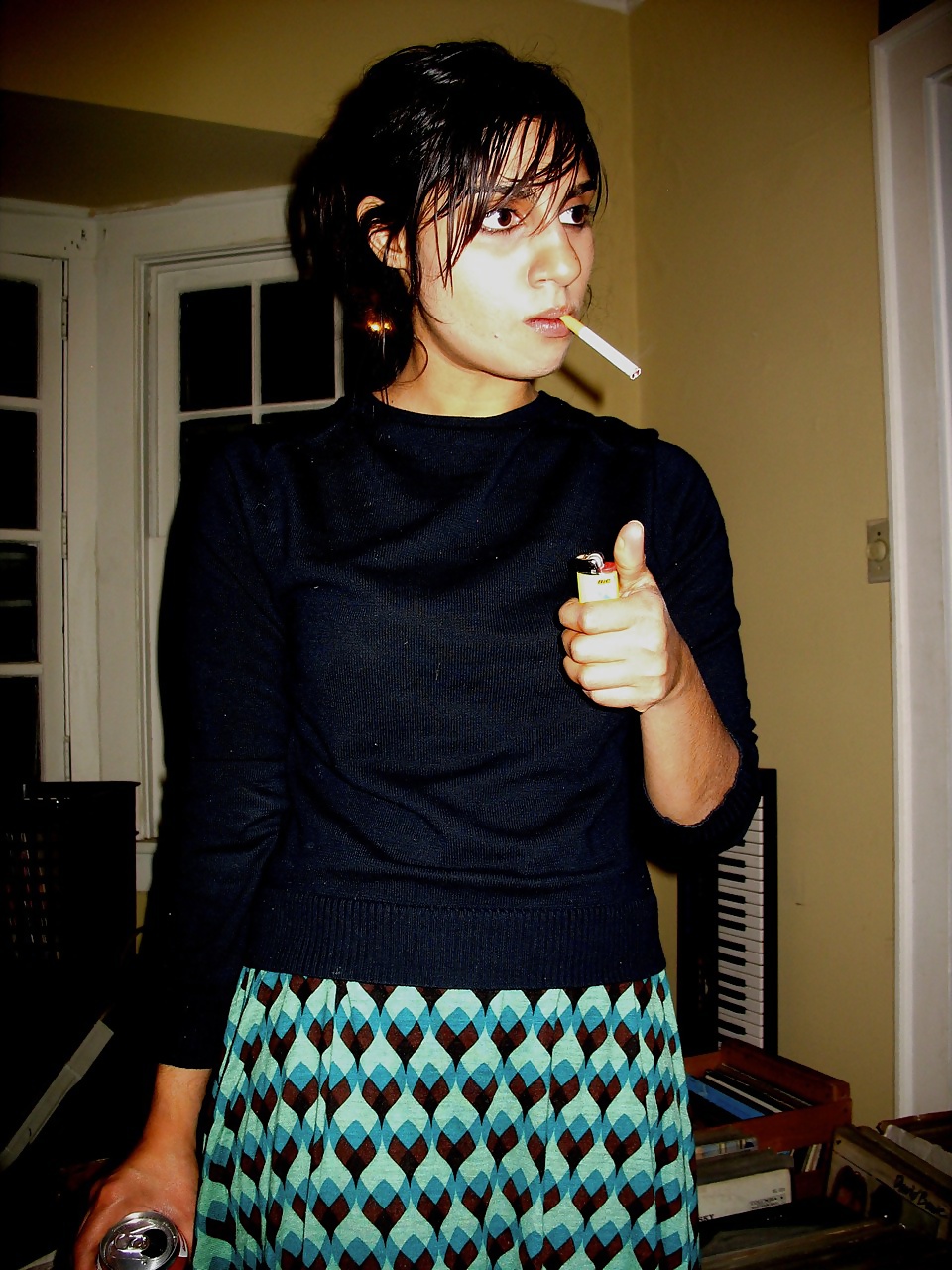 Hembras fumadoras
 #25786254