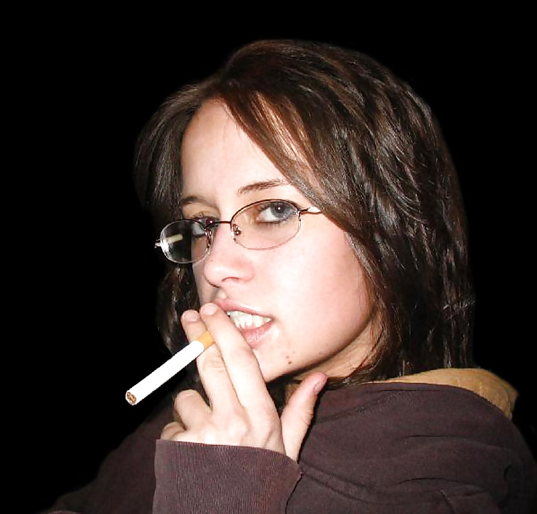 Hembras fumadoras
 #25786265