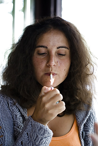 Hembras fumadoras
 #25786335