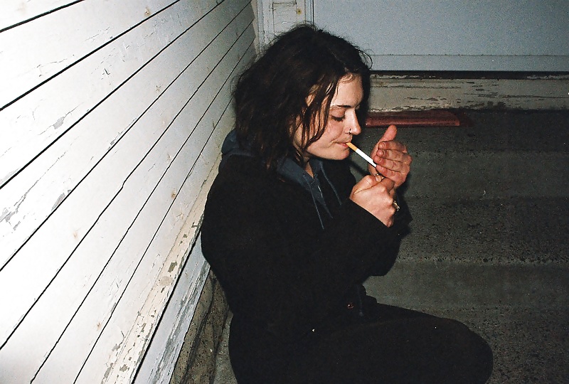 Hembras fumadoras
 #25786425