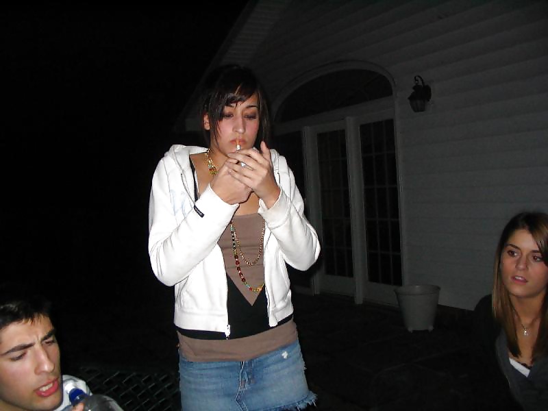 Hembras fumadoras
 #25786552