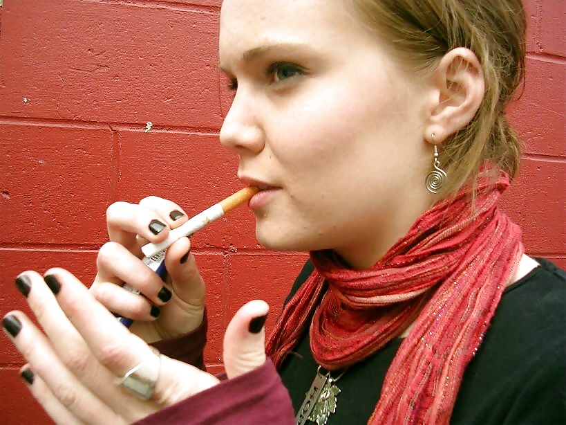 Hembras fumadoras
 #25786766