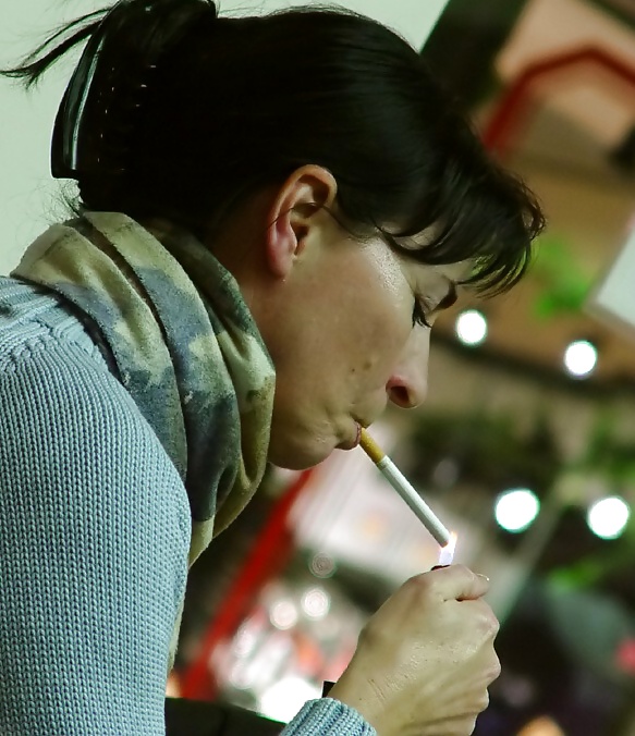 Hembras fumadoras
 #25786793