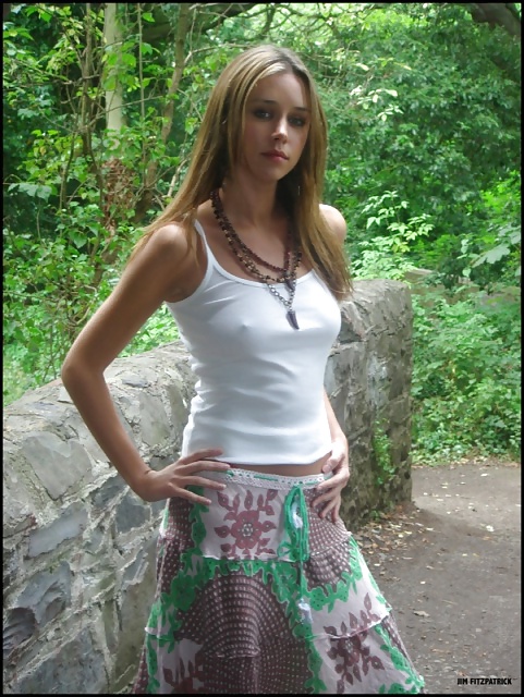 More una healy
 #26195603