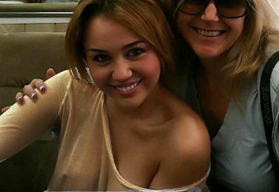 Miley Cyrus #34182079