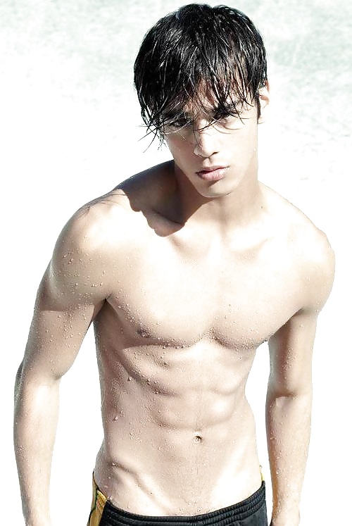 セクシーな男たち
 #29753851