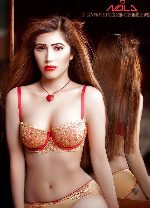 Busty Bengali Model: Naila Nayem #34456213