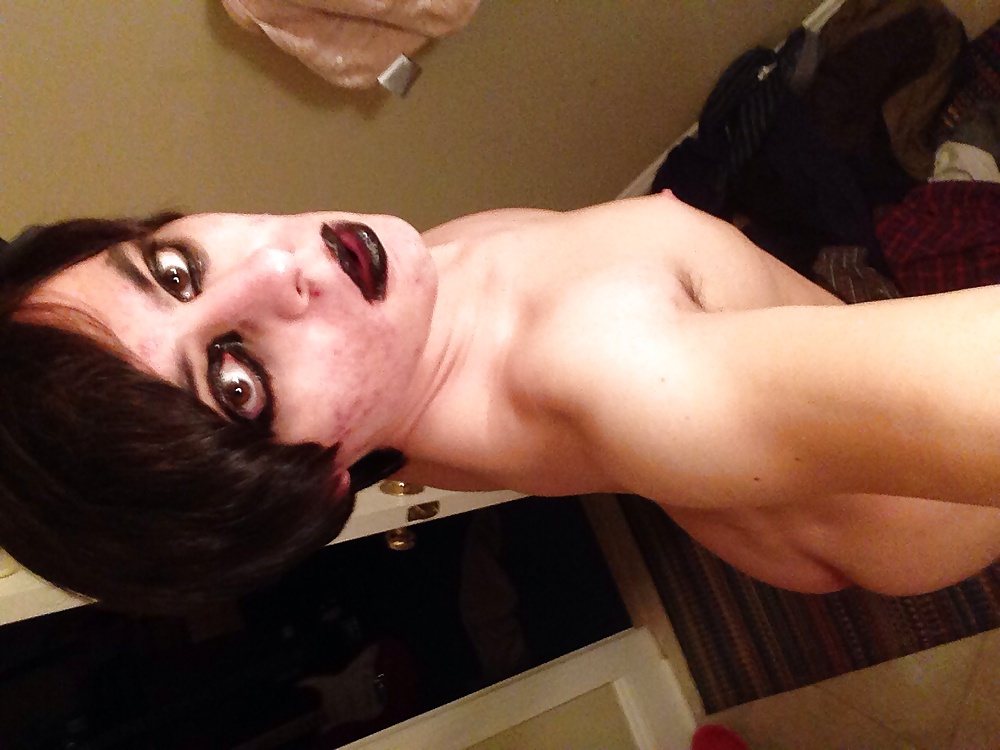 Mich Nackt Und Mit Make-up Auf Mmmm #27823934