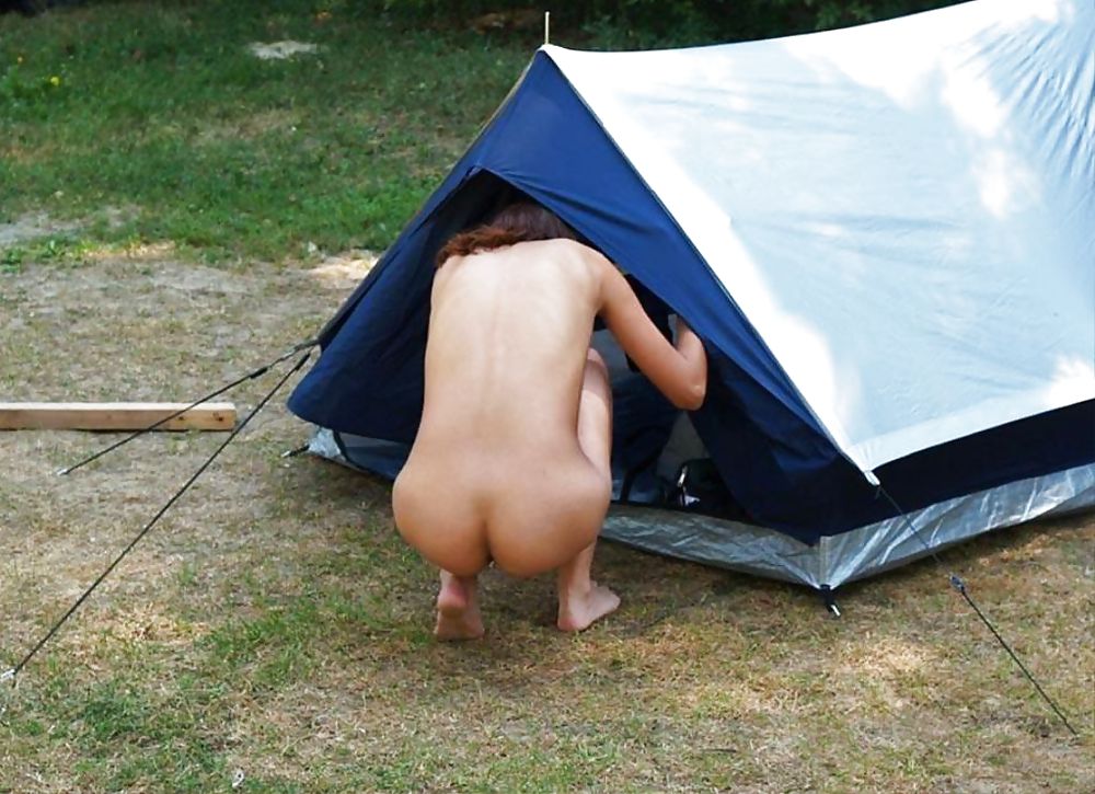 Photos Privées De L'adolescence Allemand Vacances En Camping Nues Chaudes #23076132