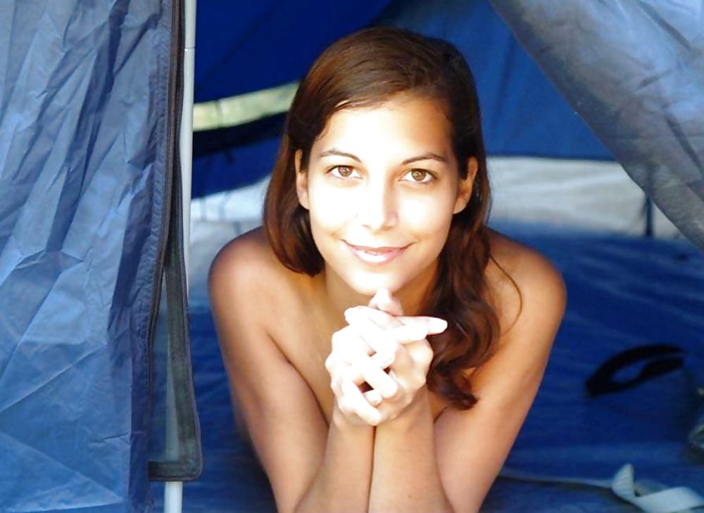 Photos Privées De L'adolescence Allemand Vacances En Camping Nues Chaudes #23076142