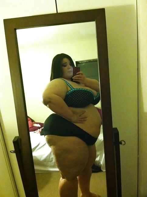 250 pound women are sexy and healthy! #24033271