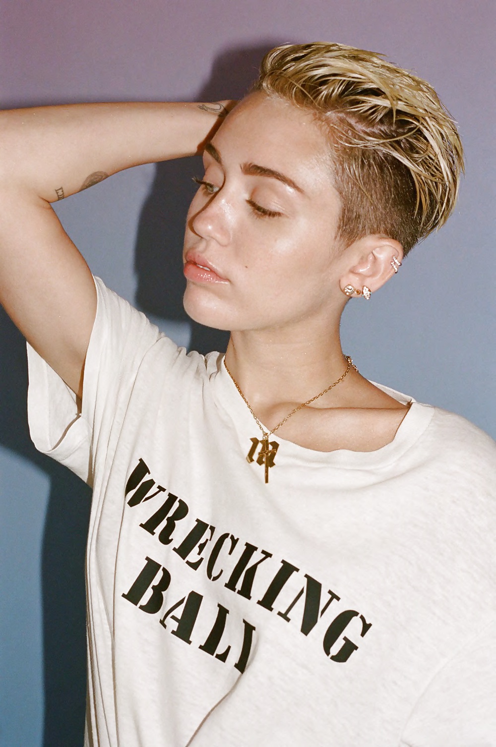 Miley Cyrus - Bangerz Photoshoot Outtakes #34020776