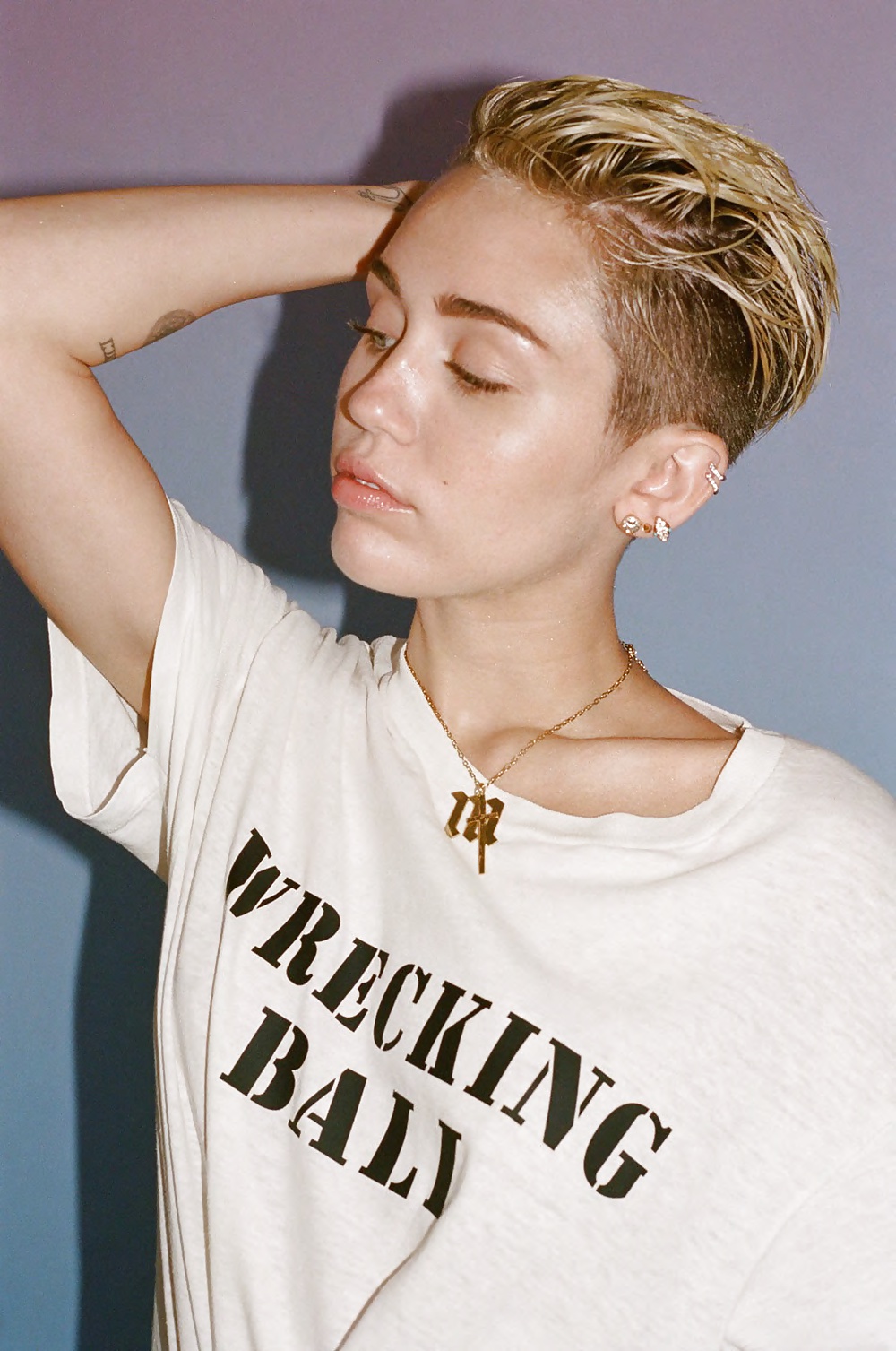 Miley cyrus - bangerz photoshoot outtakes
 #34020776