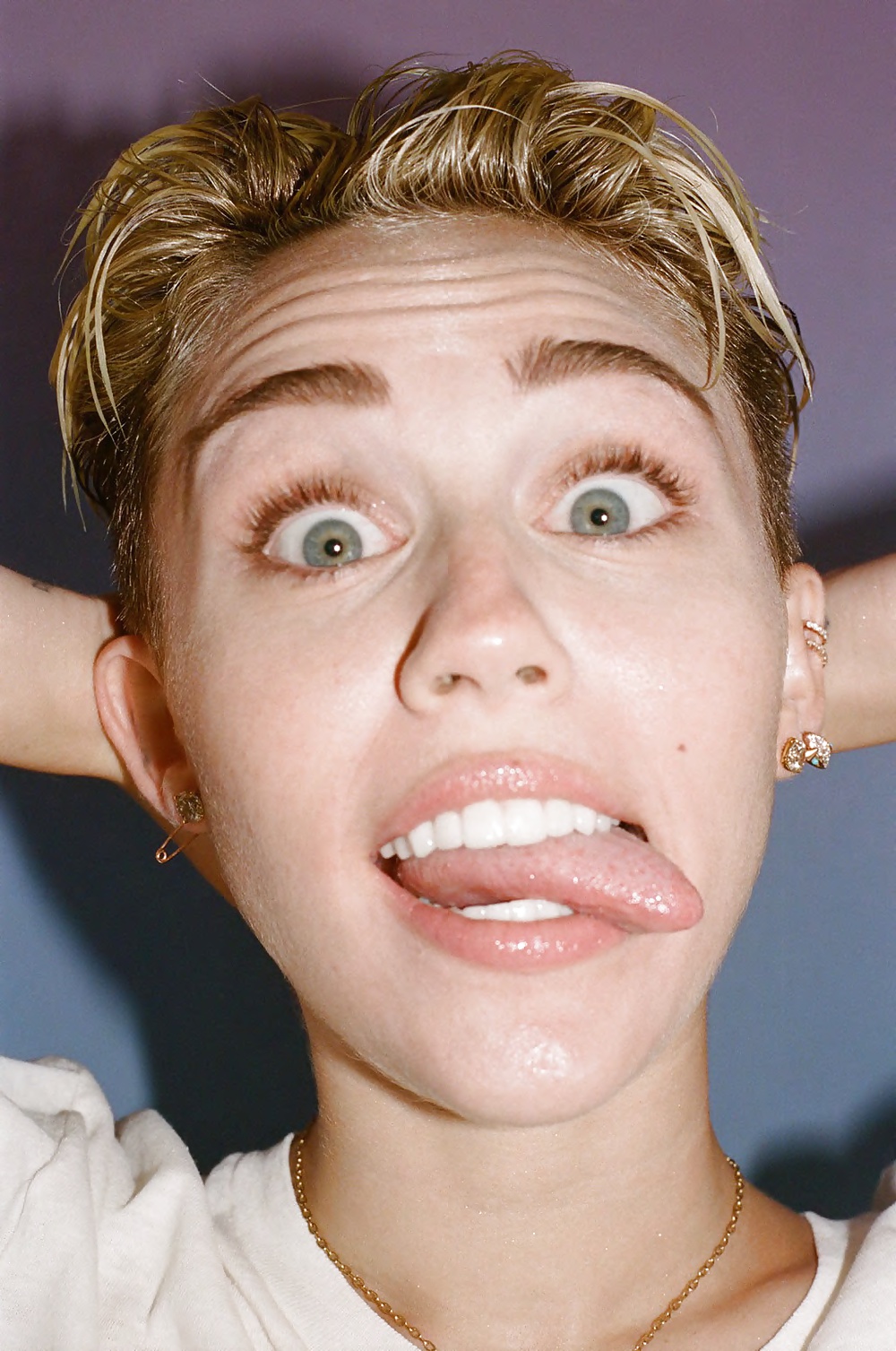 Miley Cyrus - bangerz photoshoot outtakes
 #34020791