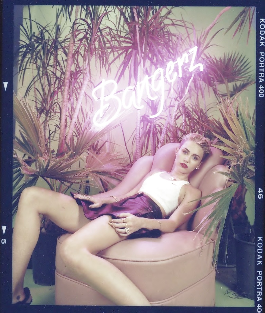 Miley Cyrus - Outtakes Bangerz De Photoshoot #34020864