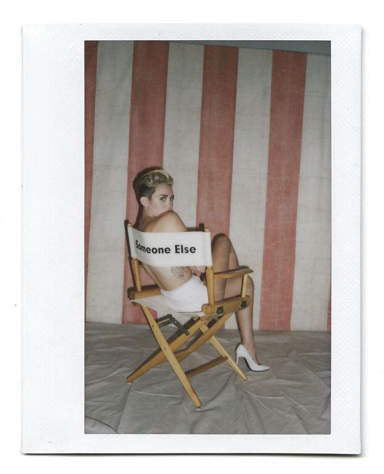 Miley Cyrus - Bangerz Photoshoot Outtakes #34020930