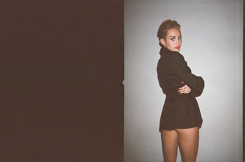 Miley cyrus - bangerz photoshoot outtakes
 #34020962