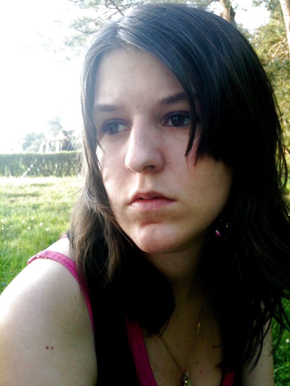 恥ずかしがり屋の娘
 #30788457