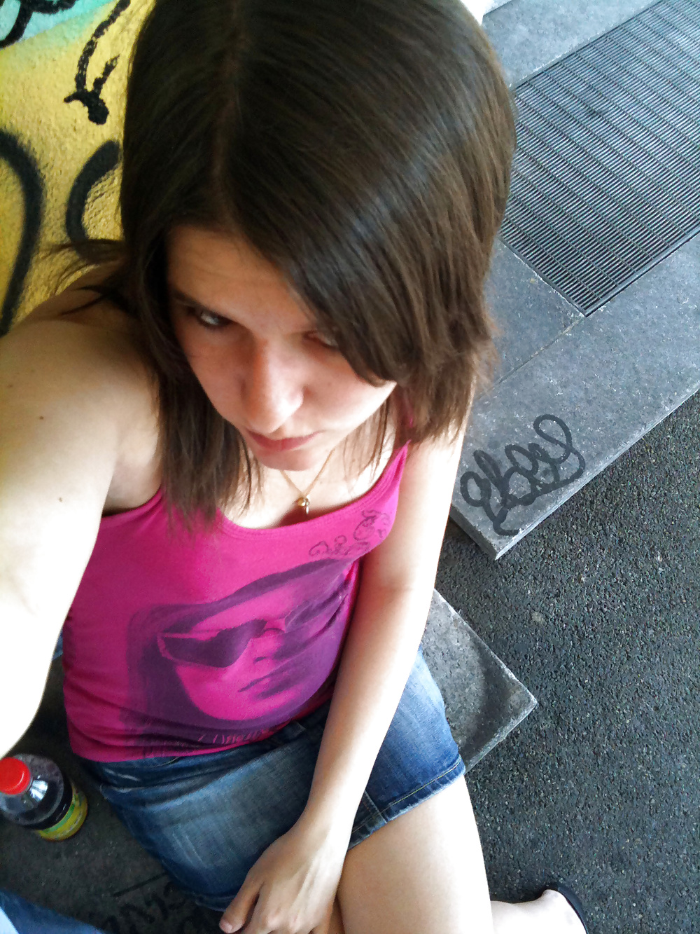 恥ずかしがり屋の娘
 #30788476