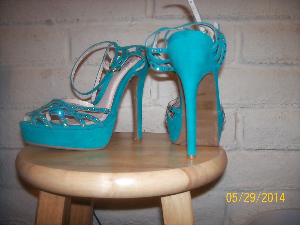 Platform stiletto heels to tease and get fucked by BBCs in. #25208892