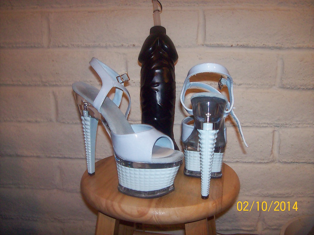 Platform stiletto heels to tease and get fucked by BBCs in. #25209094