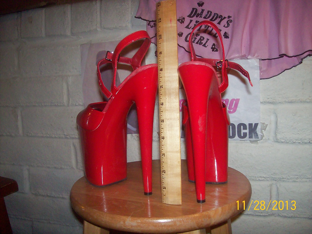 Platform stiletto heels to tease and get fucked by BBCs in. #25209175