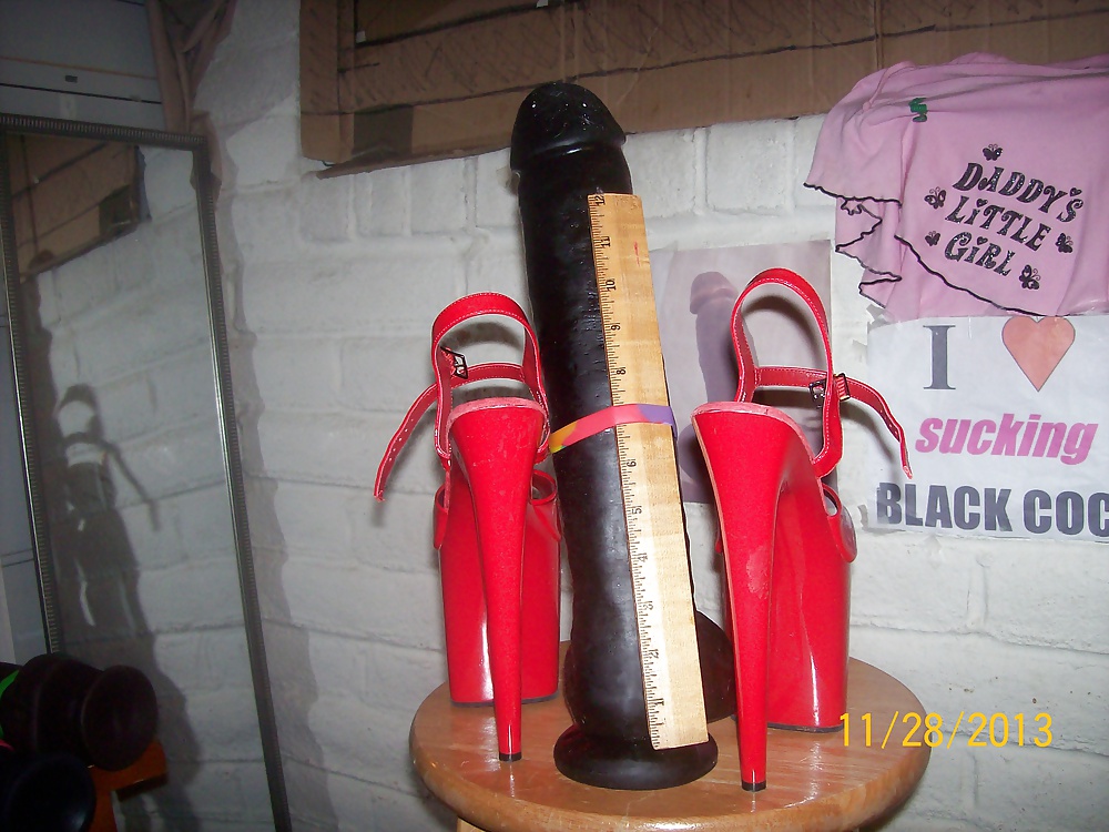 Platform stiletto heels to tease and get fucked by BBCs in. #25209195