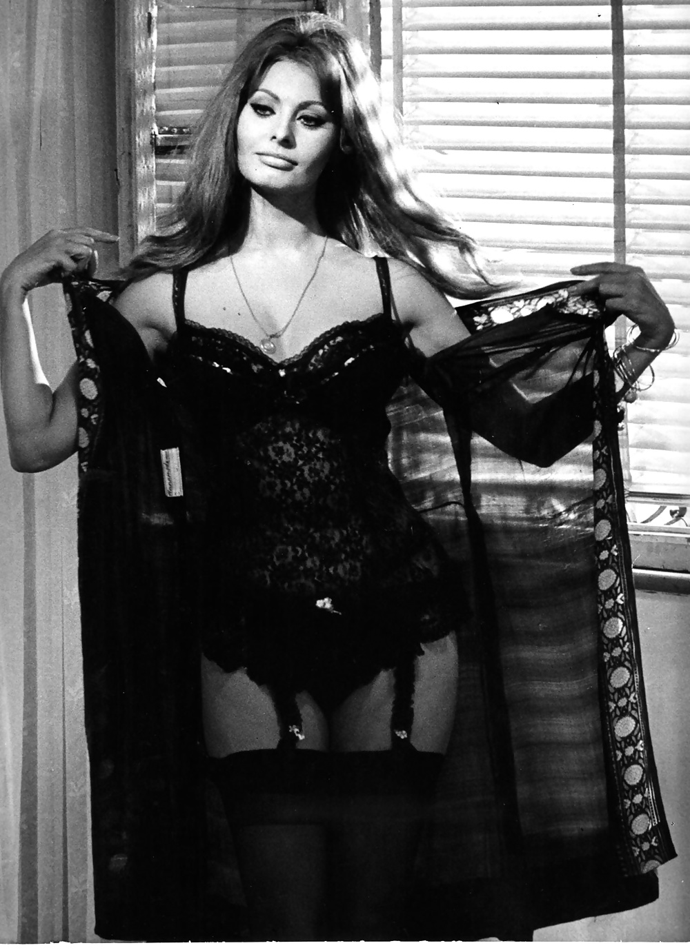 Sophia Loren #32497856