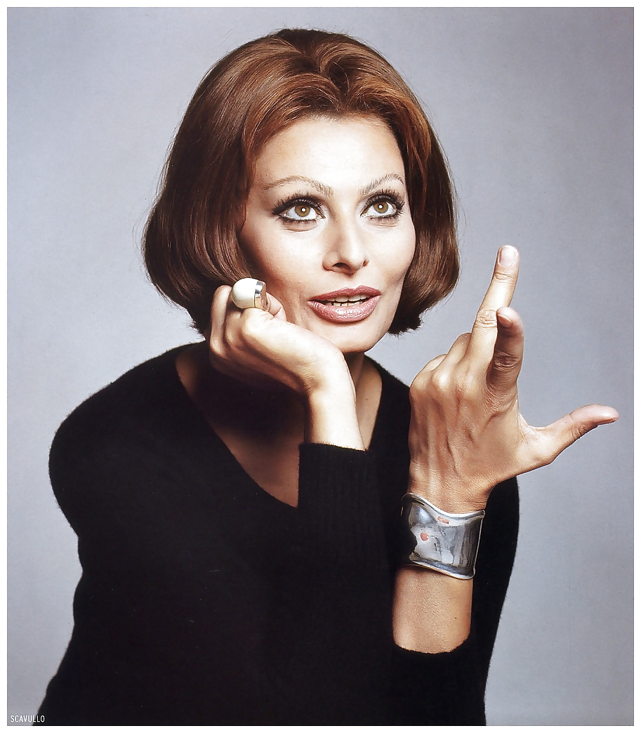 Sophia Loren #32498040