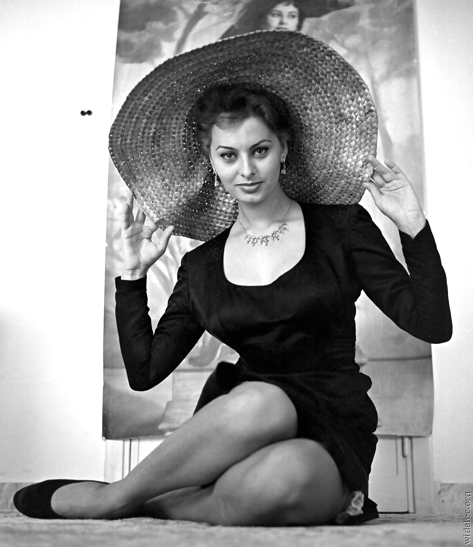 Sophia Loren #32498061