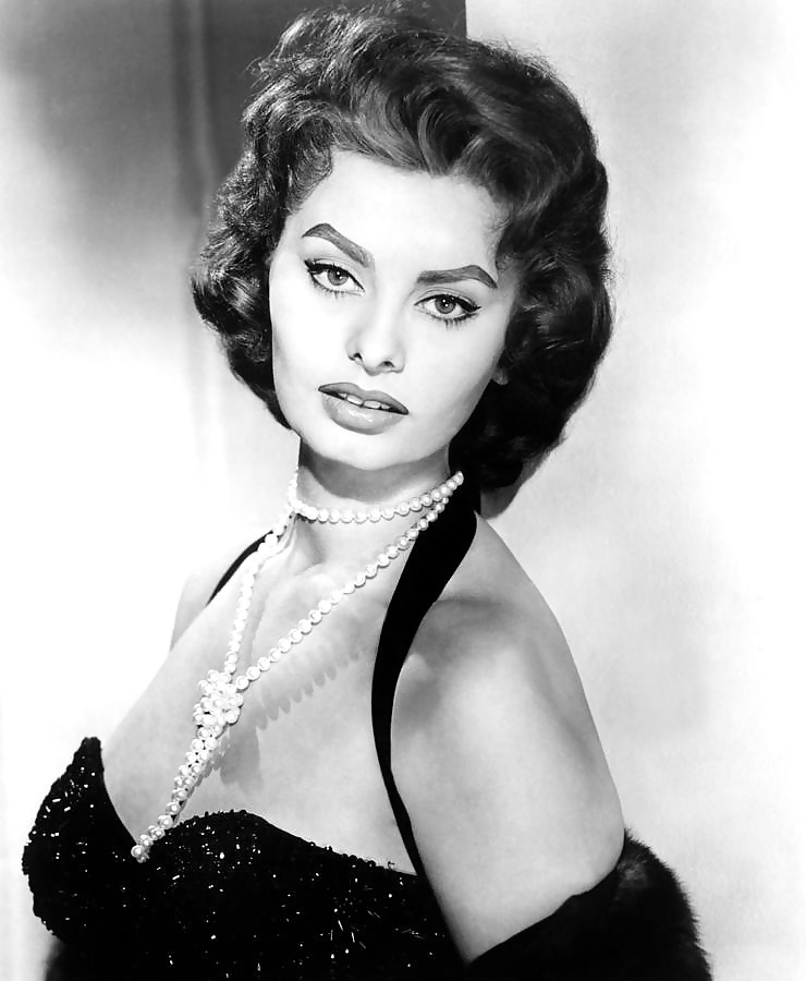 Sophia Loren #32498063