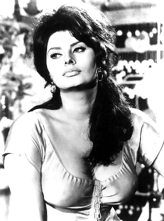 Sophia Loren #32498224