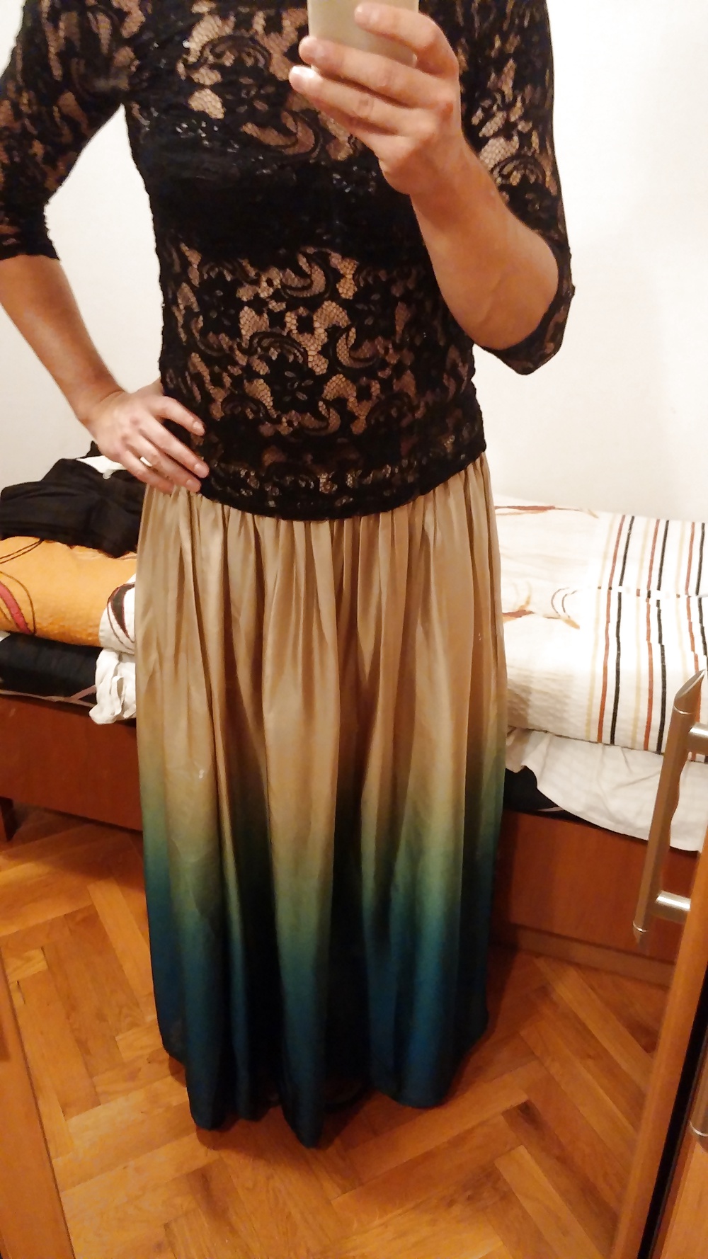 Miroslava
 #32981314