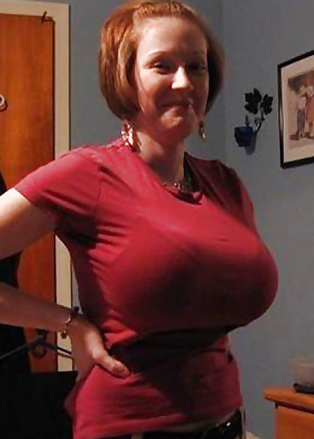 Omas angezogen 2
 #22991657