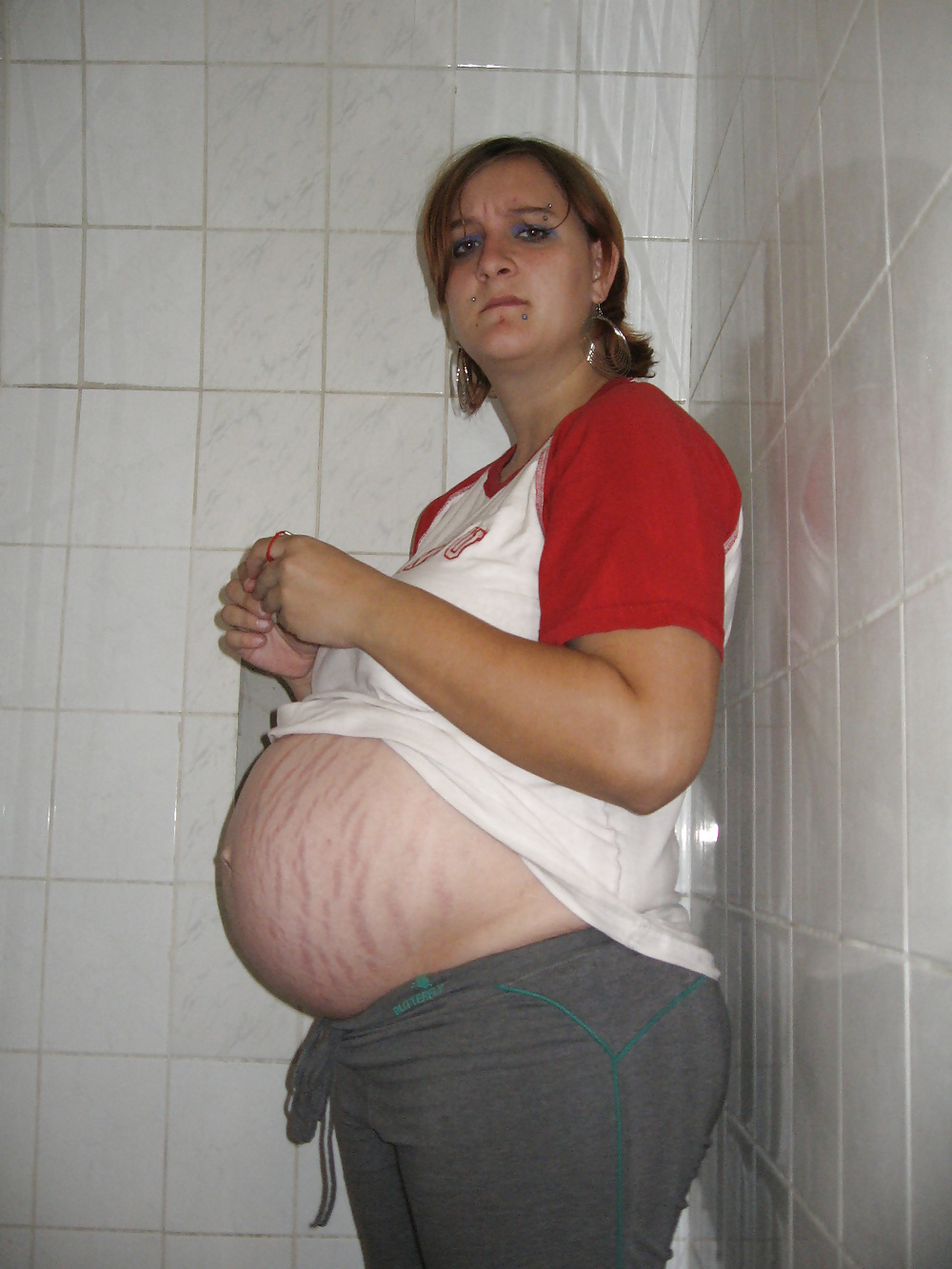 妊娠した太ったルーマニアの尻軽女
 #28641539
