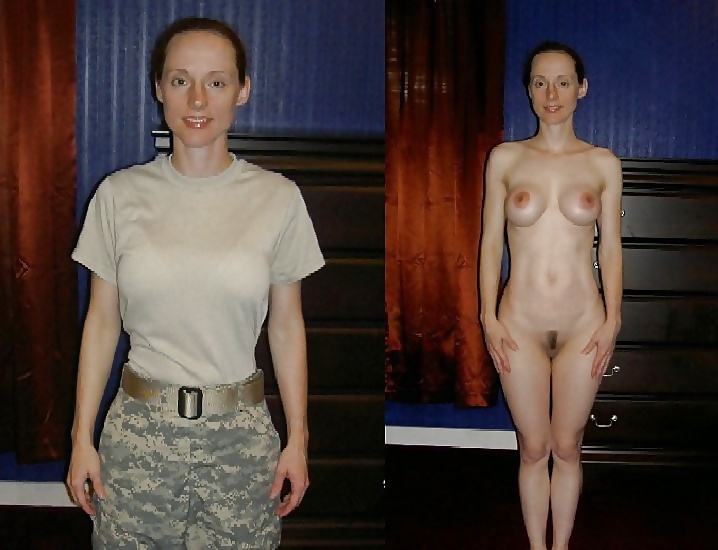 Militär Gekleidet Und Ausgezogen #24800013