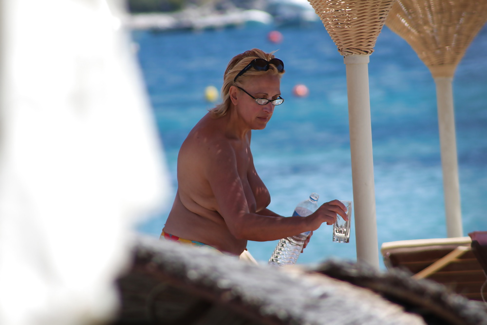 Oben-ohne-Strand In Mykonos3 #34551242