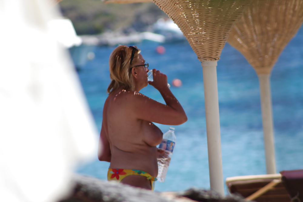 Oben-ohne-Strand In Mykonos3 #34551254