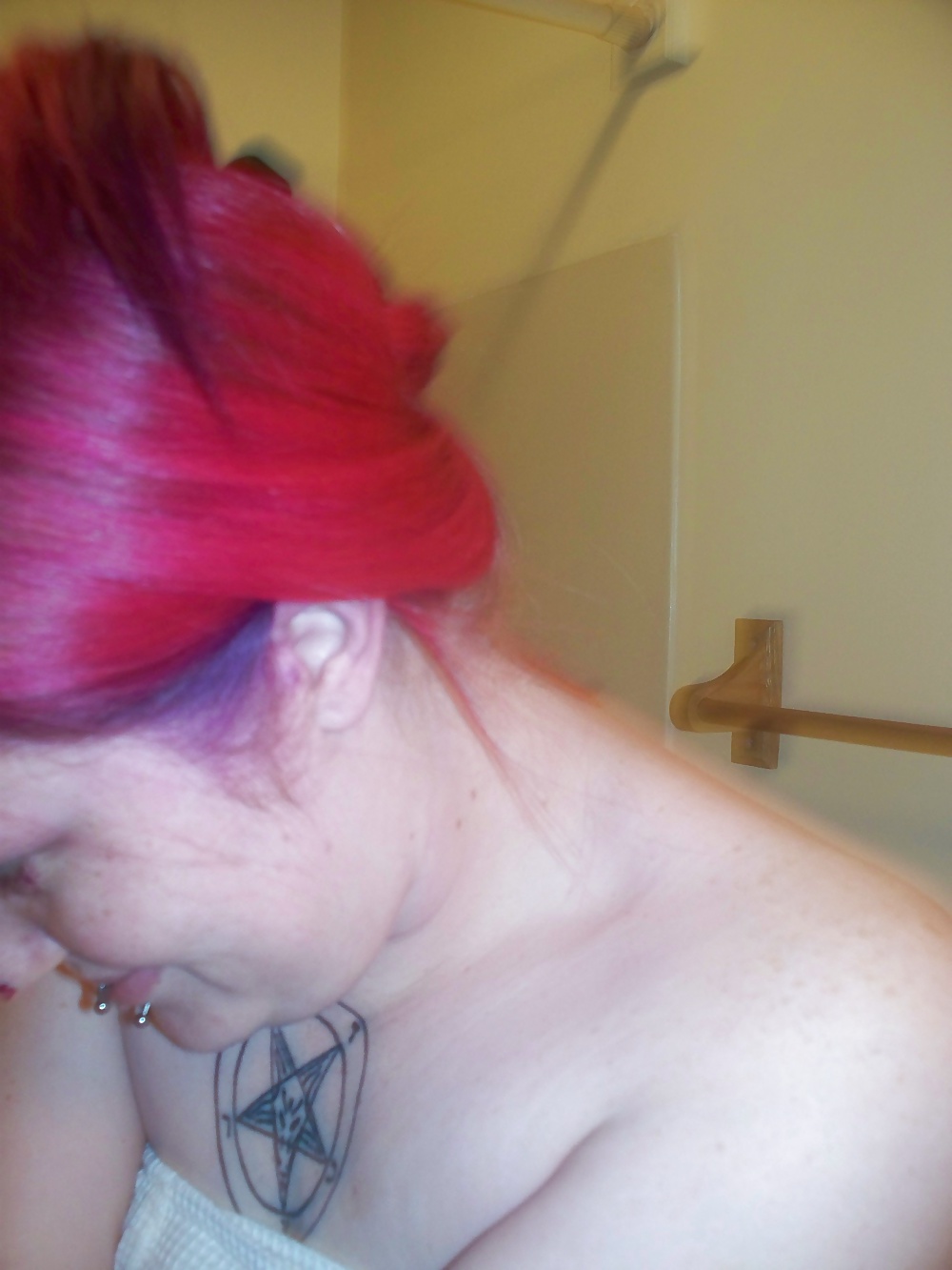 セクシーな赤毛の元妻の様々な写真 (3)
 #31191536