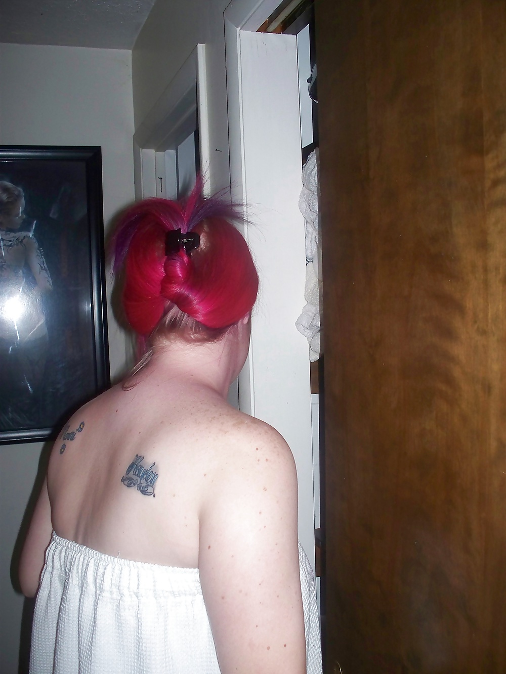 セクシーな赤毛の元妻の様々な写真 (3)
 #31191538