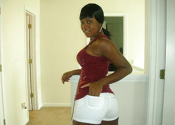 Ebonys joven caliente # 4
 #32468309