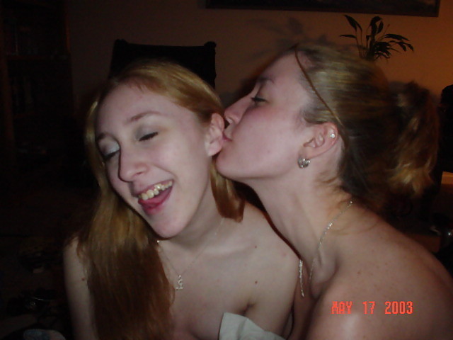 Amateur student threesome #35947919