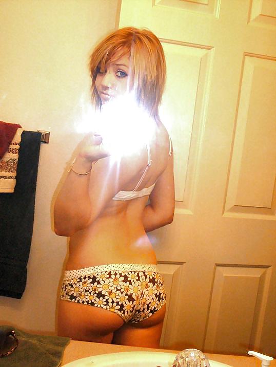 (bd) mirror mirror on the wall...
 #37653318