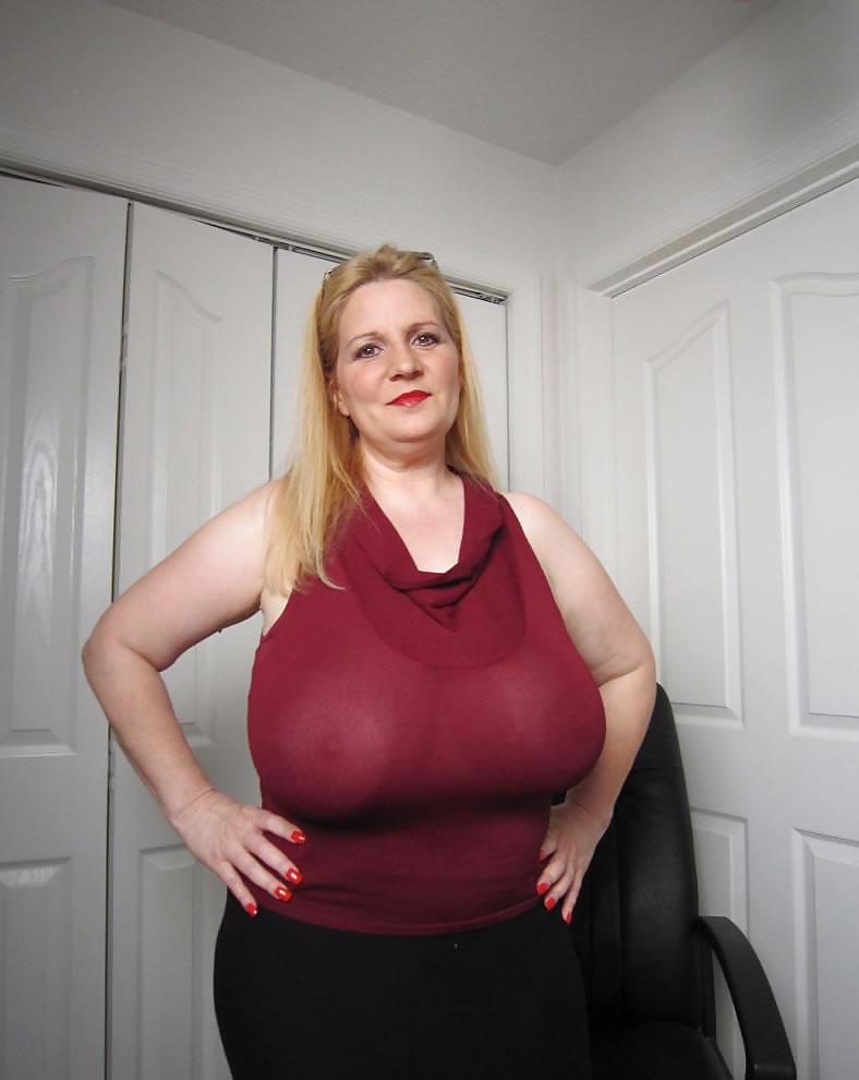 Poderosas matronas traviesas memorables
 #23856806