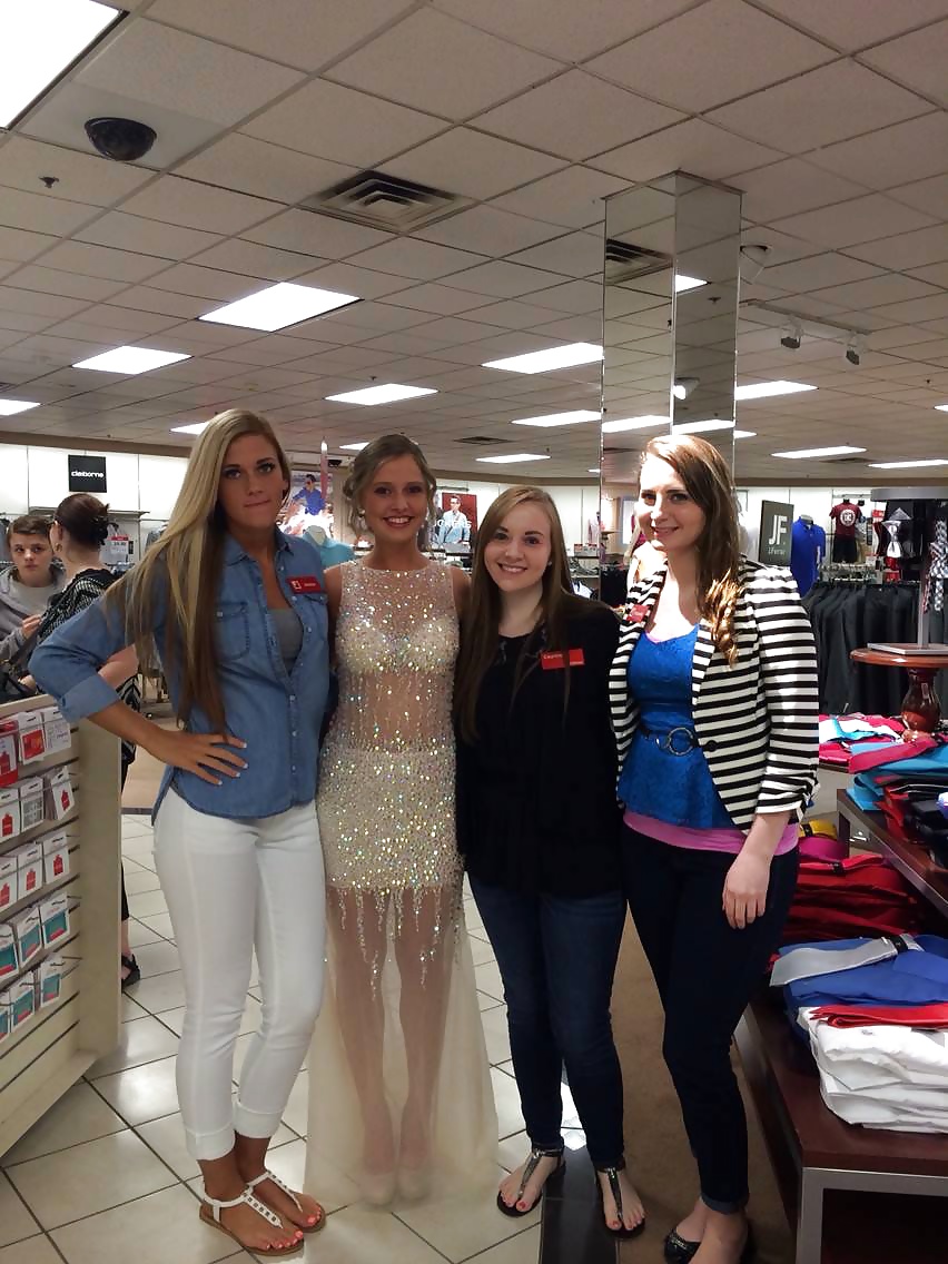 ¡Sucia, sucia tarta de facebook!
 #32265503